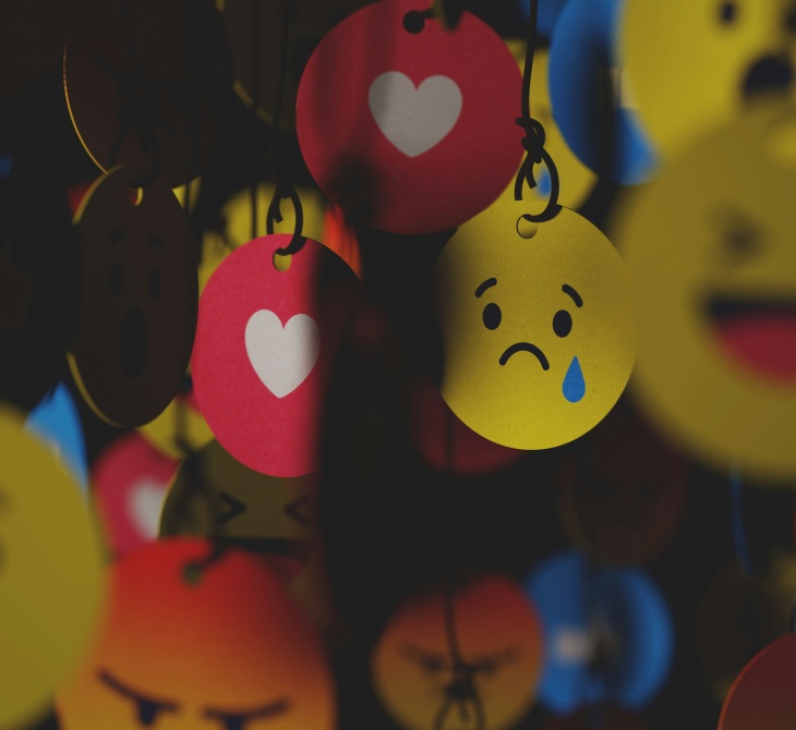 Violenza sui social